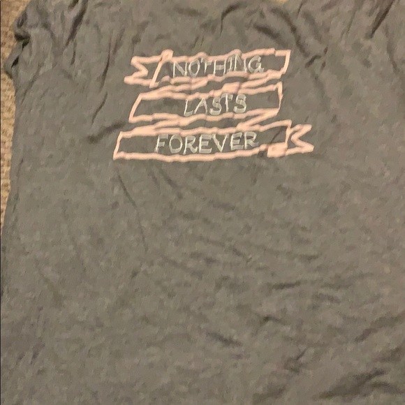 “Nothing lasts forever” tshirt - Picture 2 of 2